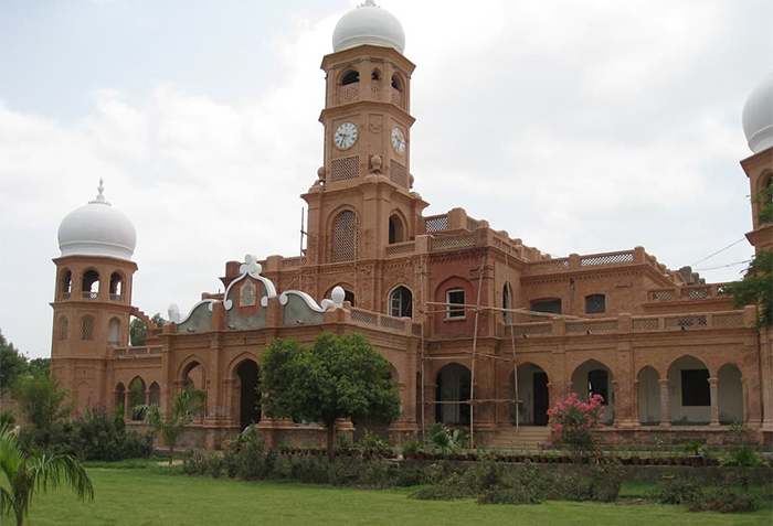 Sadiq Dane High School in Bahawalpur